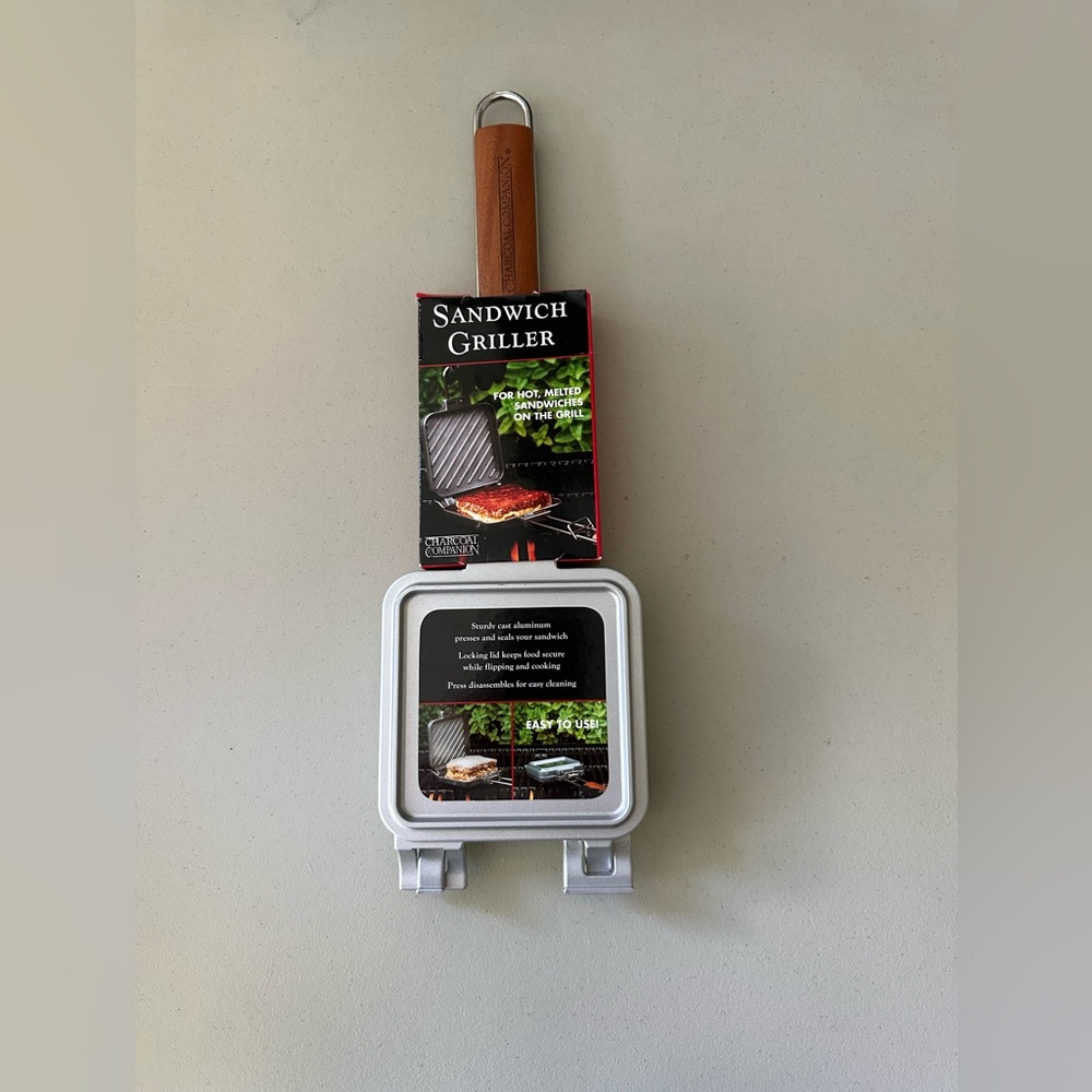 Charcoal Companion Grilled Cheese Maker/Sandwich Griller NWT